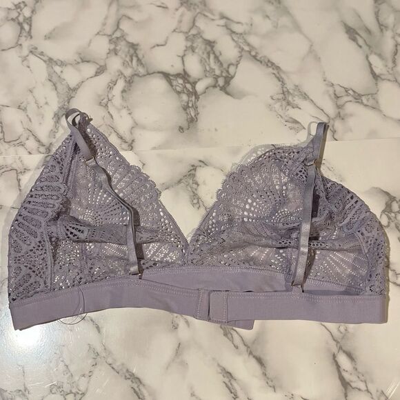 COMMANDO Butter + Lace Bralette, Size: XL Color: Wisteria - Picture 6 of 7